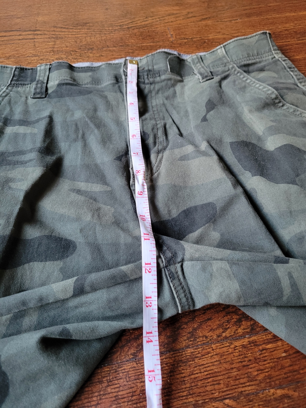 IRON CO. Men's Green Camo Cargo Shorts Pockets Casual Workwear Size 36 - Picture 9 of 15